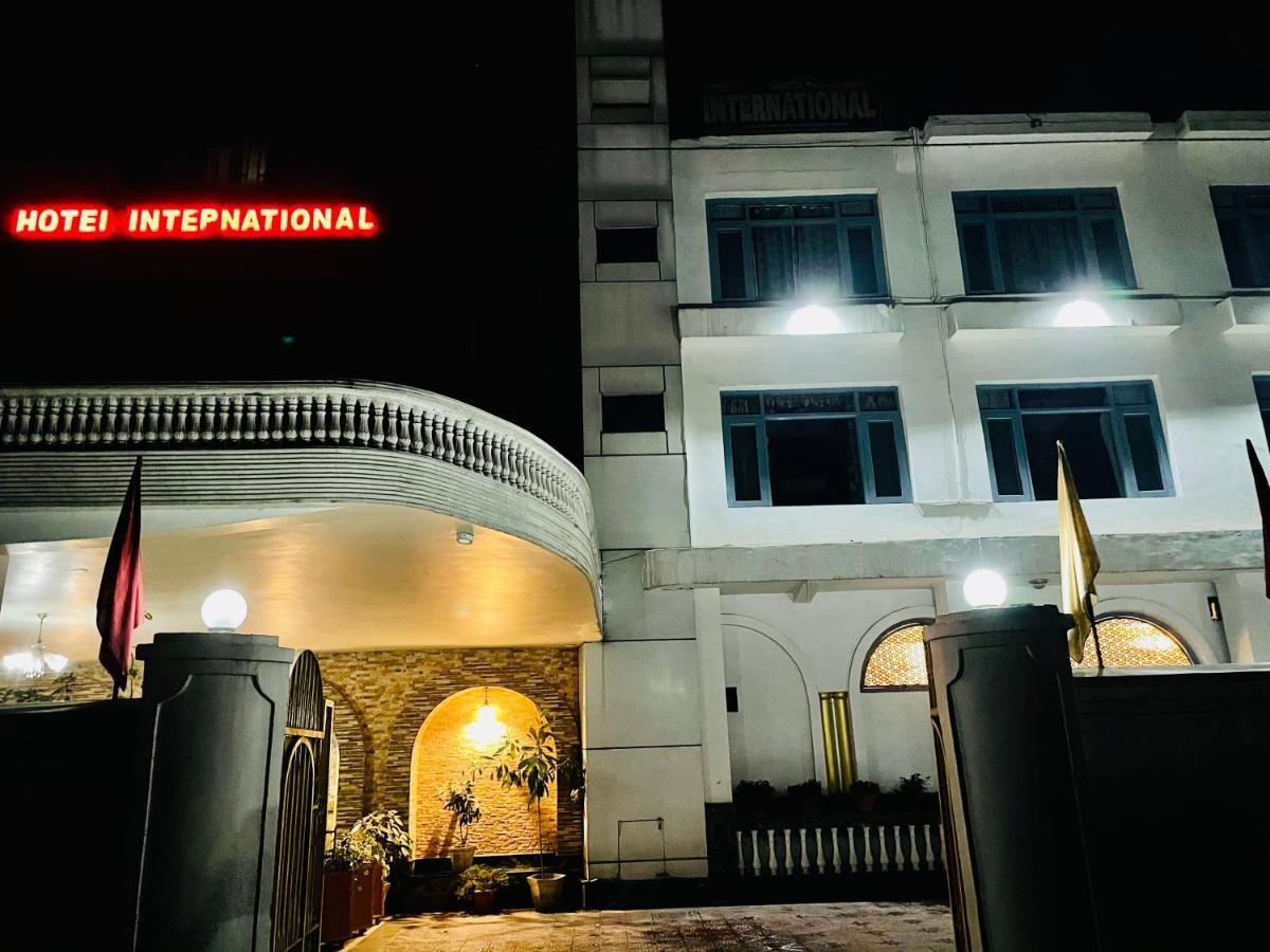 Hotel International Srīnagar Exterior foto